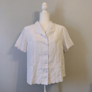 Vintage Romantic Lightweight Embroidered Eyelet Button down Collar AcademiaShirt